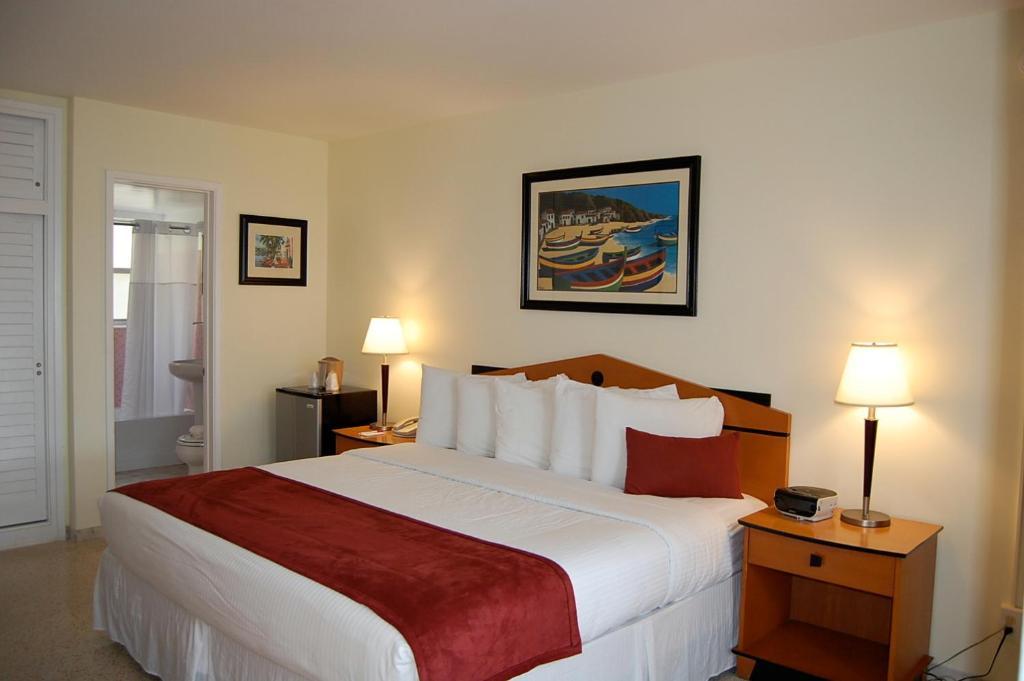 Alcazar Resort- Gay Mens Resort Fort Lauderdale Bilik gambar