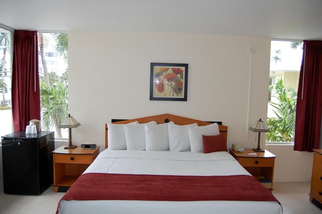 Alcazar Resort- Gay Mens Resort Fort Lauderdale Bilik gambar